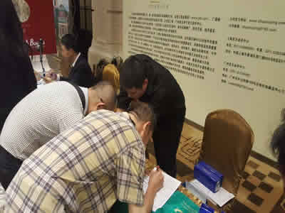 2016廣州錢(qián)幣展今日開(kāi)幕&nbsp;評(píng)級(jí)鑒定占領(lǐng)半壁江山